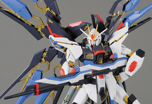 Load image into Gallery viewer, PG 1/60 Strike Freedom Gundam